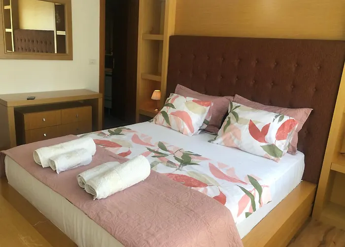 Grand Central Apartment Lth
